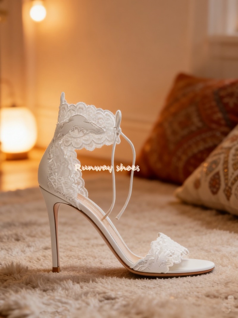 Wedding Super - Kantstof Kant Enkelband met enkele gesp