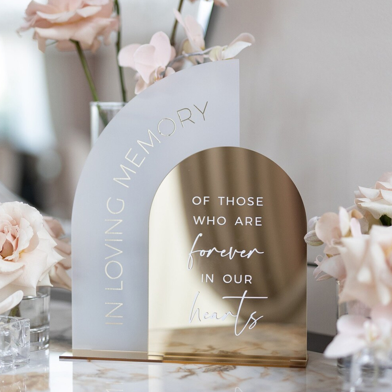In Liefdevolle Herinnering Tek - Table Number Gold recensie en prijs